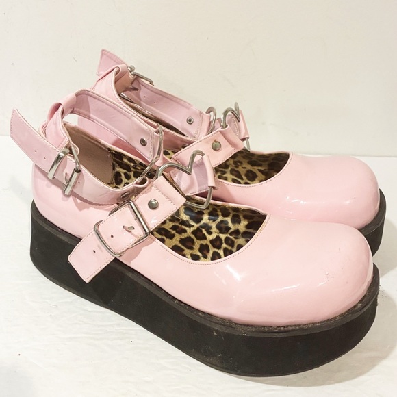 Demonia Size 12 Baby Pink Patent SPRITE-02 Platform Heart Buckle Shoes - Picture 4 of 8